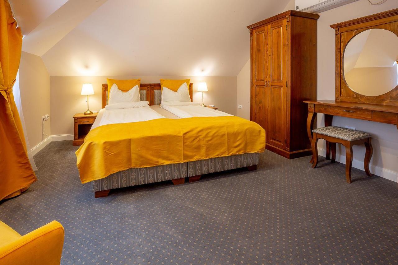 Casa Joseph Haydn Hotel Sighisoara Exterior photo