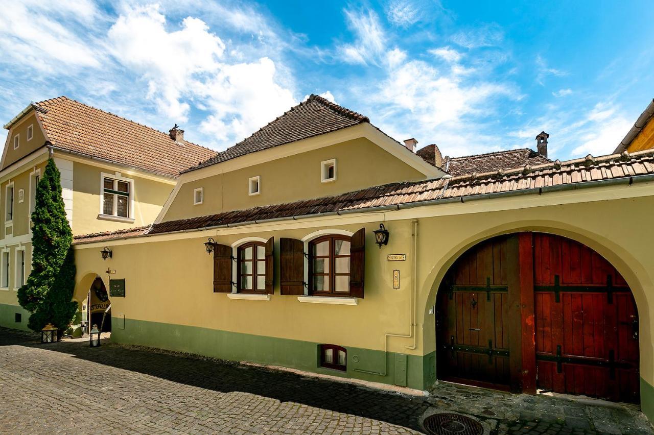 Casa Joseph Haydn Hotel Sighisoara Exterior photo